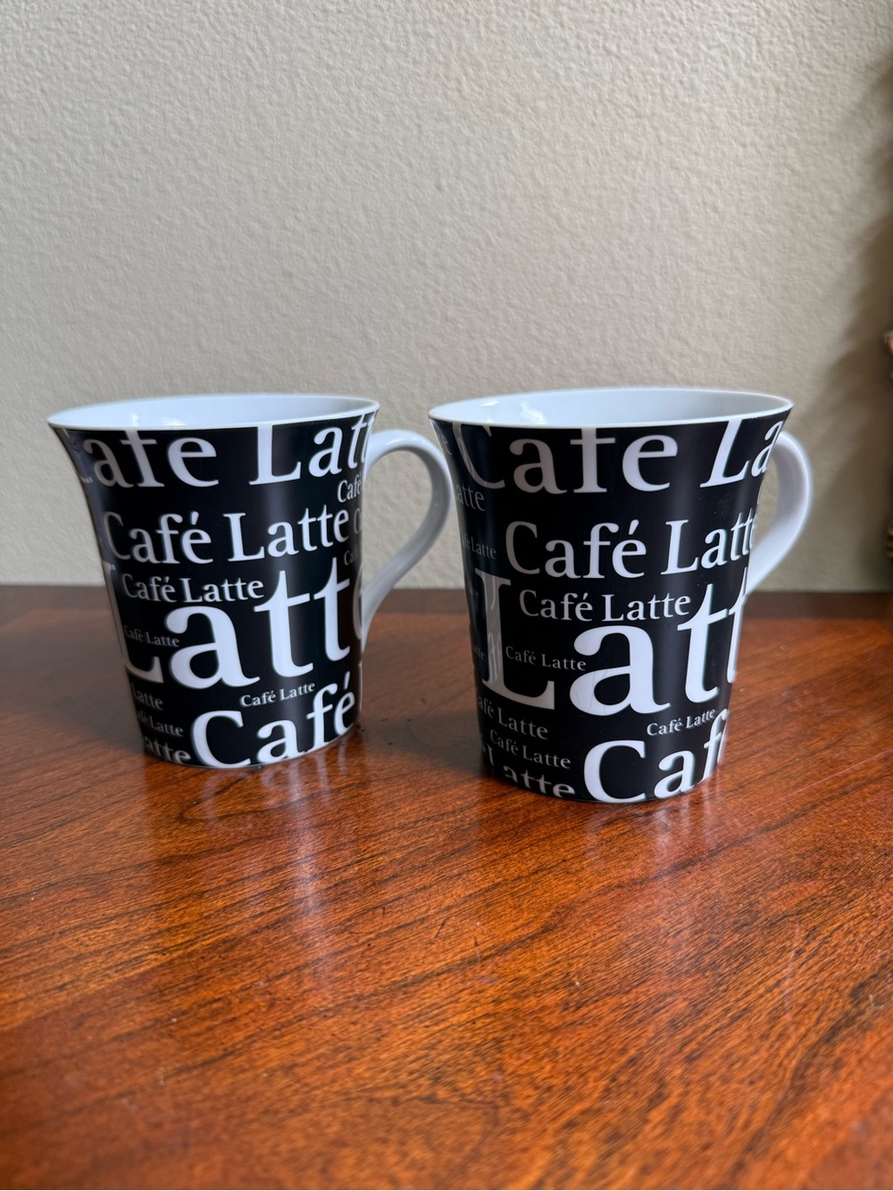 Pair of 2 Kunitz Germany coffee mugs - Picture 3 of 5